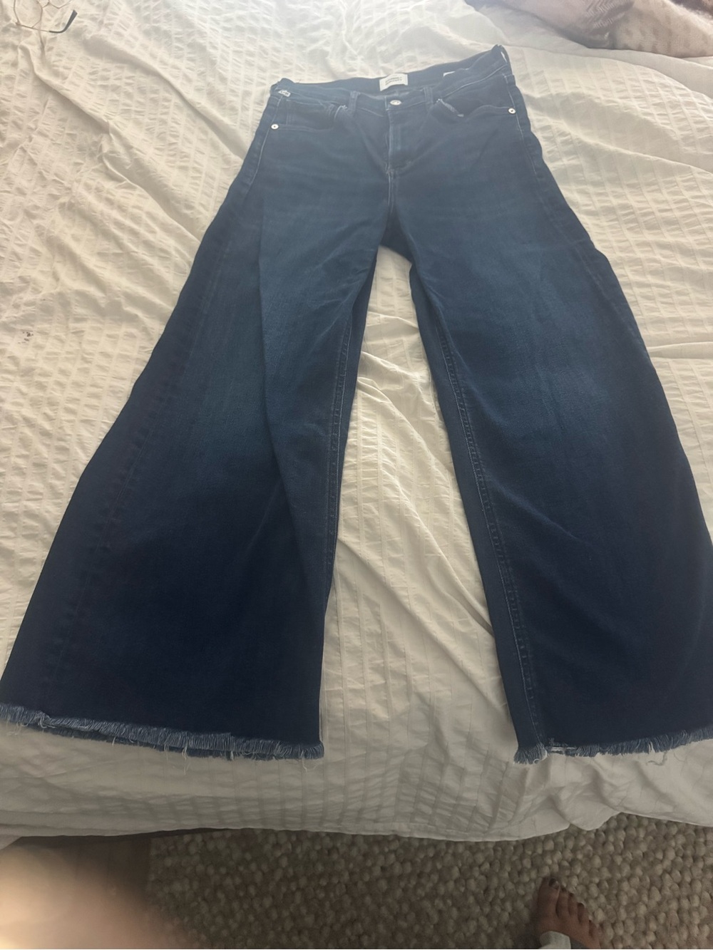 Citizens Of Humanity Dark Blue Wide-Leg Frayed Hem Jeans